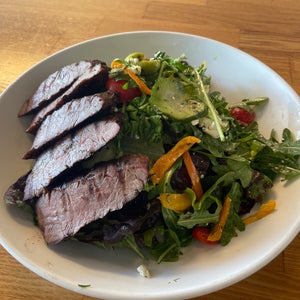 The 15 Best Places for Steak Salad in Los Angeles