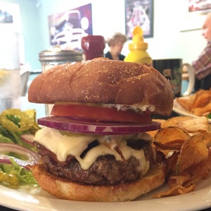 The 15 Best Places for Cheeseburgers in Santa Fe