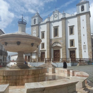 Praça de Giraldo