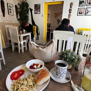 Cafe Del Mundo