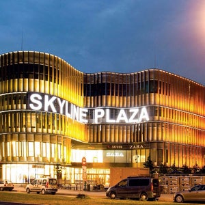 Skyline Plaza
