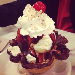 The 15 Best Places for Brownie Sundae in Chicago