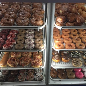 The 15 Best Places for Donuts in Mid-City West, Los Angeles