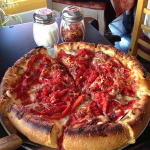 The 15 Best Places for Deep Dish Pizza in Los Angeles
