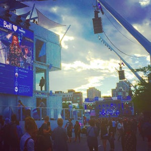 Esplanade de la Place des Arts