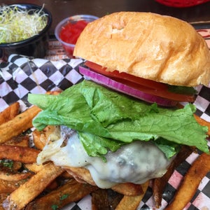 The 15 Best Places for Burgers in Downtown Los Angeles, Los Angeles