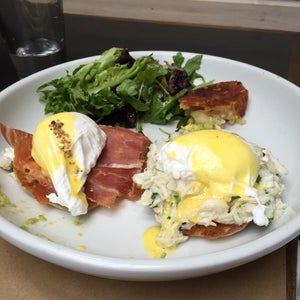 The 15 Best Places for Eggs Benedict in the West Village, New York