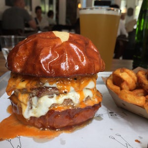 The 15 Best Places for Burgers in the West Village, New York