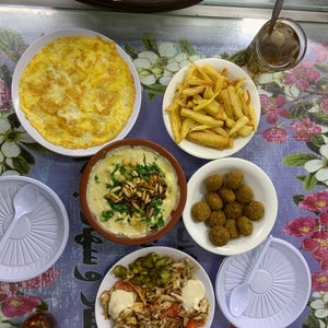 Al Muhandes Falafel