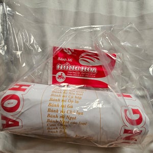 Bánh Mì Hông Hoa