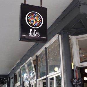 Lolas Café