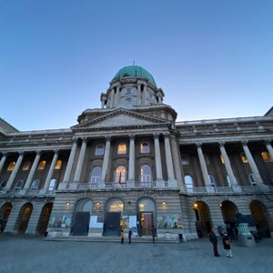 Magyar Nemzeti Galéria | Hungarian National Gallery (Magyar Nemzeti Galéria)