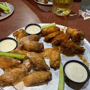 The 15 Best Places for Hot Wings in Phoenix