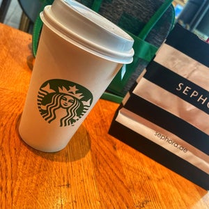 Starbucks (ستارب?س)