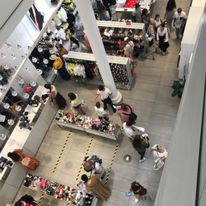 H&M