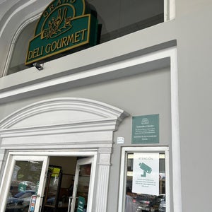 Grand Deli Gourmet