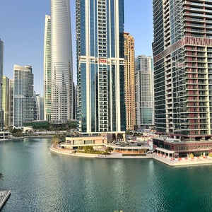 Mövenpick Hotel Jumeirah Lakes Towers