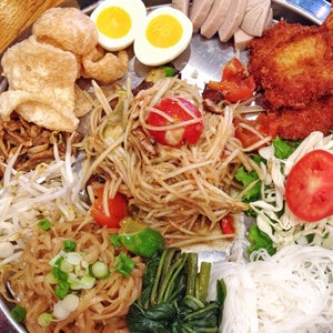 The 15 Best Places for Cheap Asian Food in the East Village, New York
