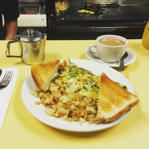 The 15 Best Places for Omelettes in Chelsea, New York