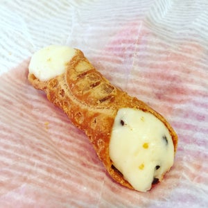 The 15 Best Places for Cannoli in New York City