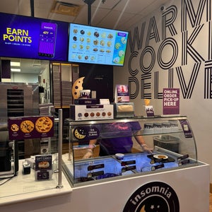 Insomnia Cookies