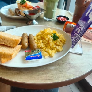 The Coffee Bean & Tea Leaf