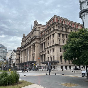 Tribunales Plaza