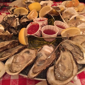 The 15 Best Places for Clams in Midtown East, New York
