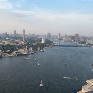 Grand Nile Tower Hotel (Hilton)