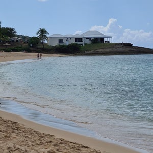 Hawksbill Hotel