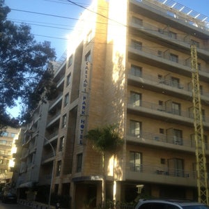 Ceasar Park Hotel