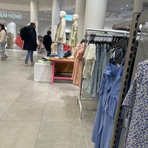 H&M