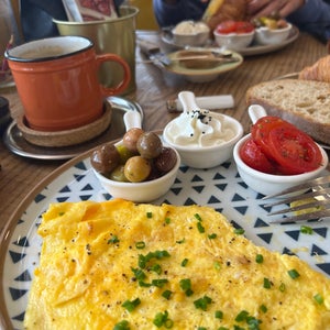 Cafe Chives