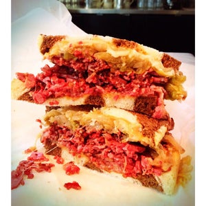The 7 Best Places for a Patty Melt in Santa Ana