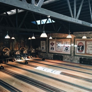 The 9 Best Bowling Alleys in Los Angeles