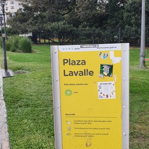 Plaza Gral. Juan Lavalle