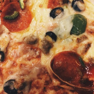 The 13 Best Places for Pizza in Manila