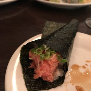 The 15 Best Places for Tuna Rolls in New York City