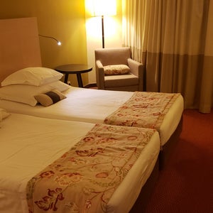 ?vora Hotel