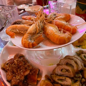 Golden Crab House Restaurant