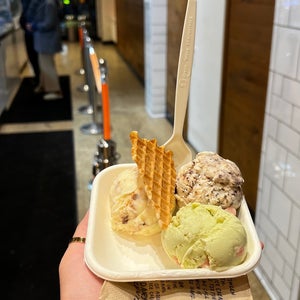 The 15 Best Places for Butter Pecan in Chicago