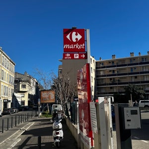 Carrefour Market