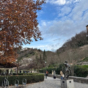 Paseo de los Tristes