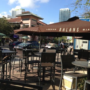 The 15 Best Places for People Watching in Miami