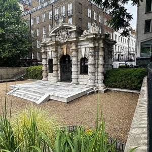 Victoria Embankment Gardens