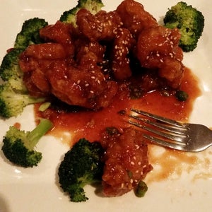The 7 Best Places for Sesame Chicken in Hell's Kitchen, New York