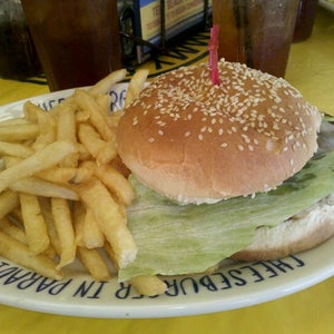The 13 Best Places for Cheeseburgers in Panama City Beach