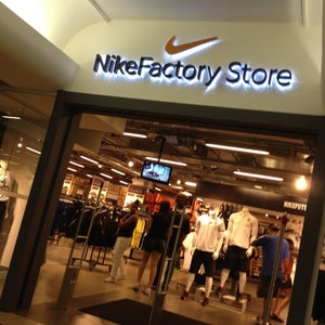 Nike store shopping higienopolis top
