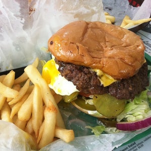 The 9 Best Places for Signature Burgers in Houston