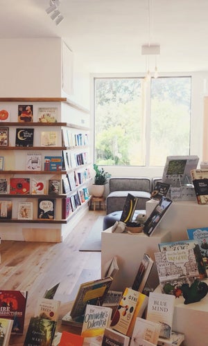 Black Bird Bookstore